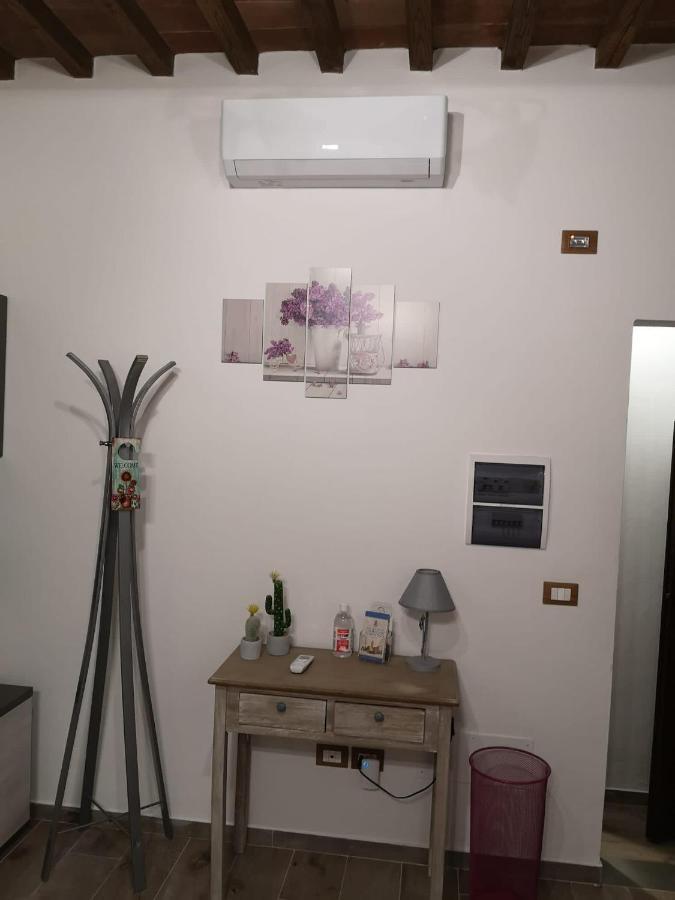 Castiglion Fiorentino Chicca Sotto La Torre エクステリア 写真